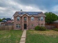 Building Photo - 101 Hollow Tree Dr
