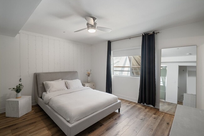 Building Photo - 11023 Fruitland Dr