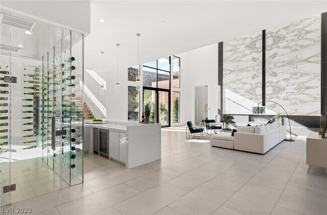 Building Photo - 1 Sanctuary Peak Ct