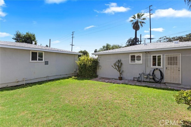 Building Photo - 10325 Flora Vista St
