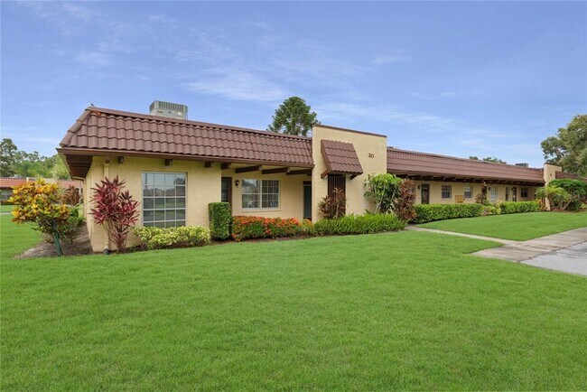 Primary Photo - 1701 Pinehurst Rd