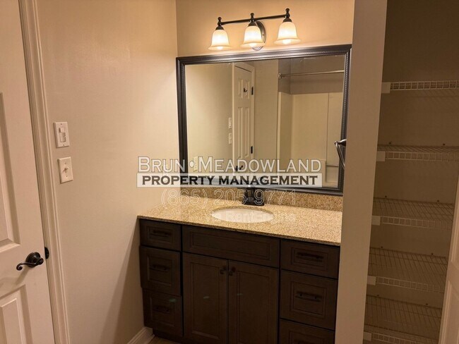 Building Photo - 10427 Raven Brook Ln