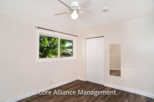 Building Photo - 3520 Hearst Dr