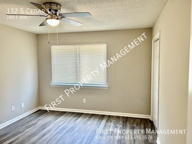 Building Photo - Free Month's Rent!: 2Bed/2Bath Townhome Ft...