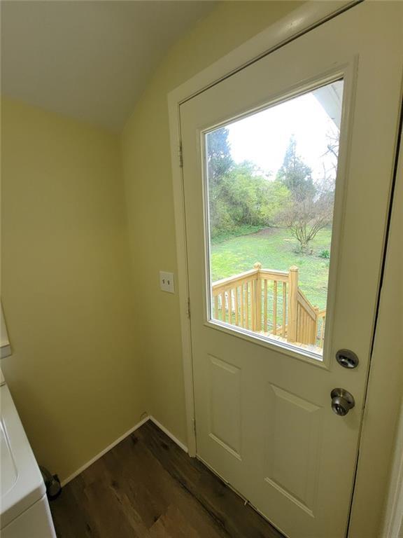 Building Photo - 251 Archer St