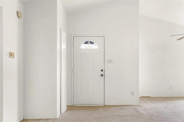 Building Photo - 2438 Limestone Dr