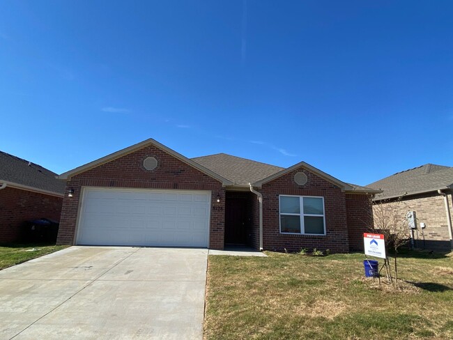 Building Photo - ***MARCH MADNESS SAVINGS!*** Four Bedroom ...