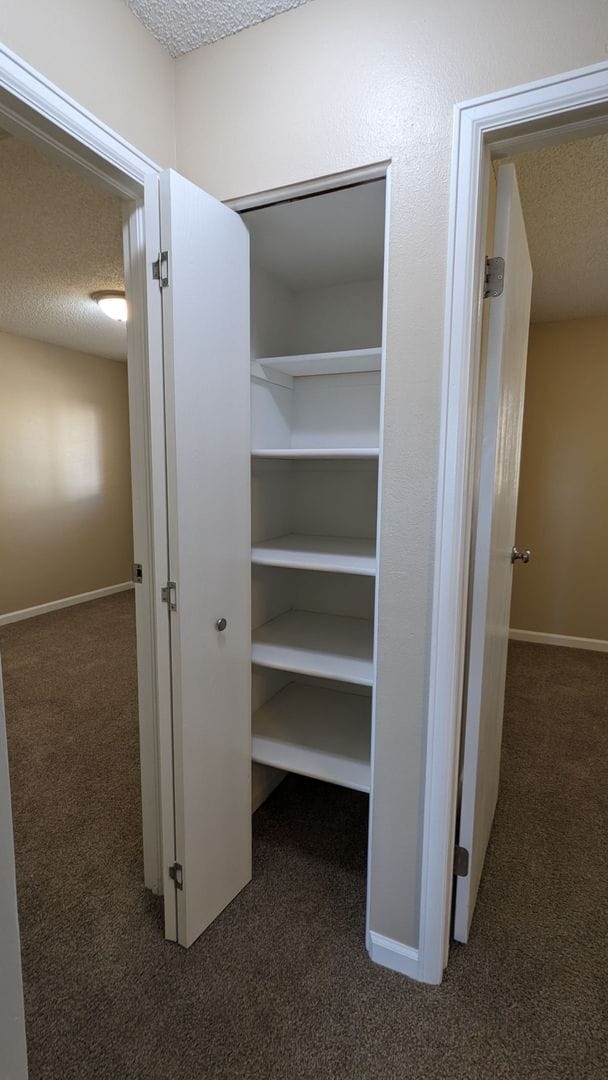 Building Photo - SPACIOUS TWO STORY 3 BED/2.5 BATH WITH FEN...