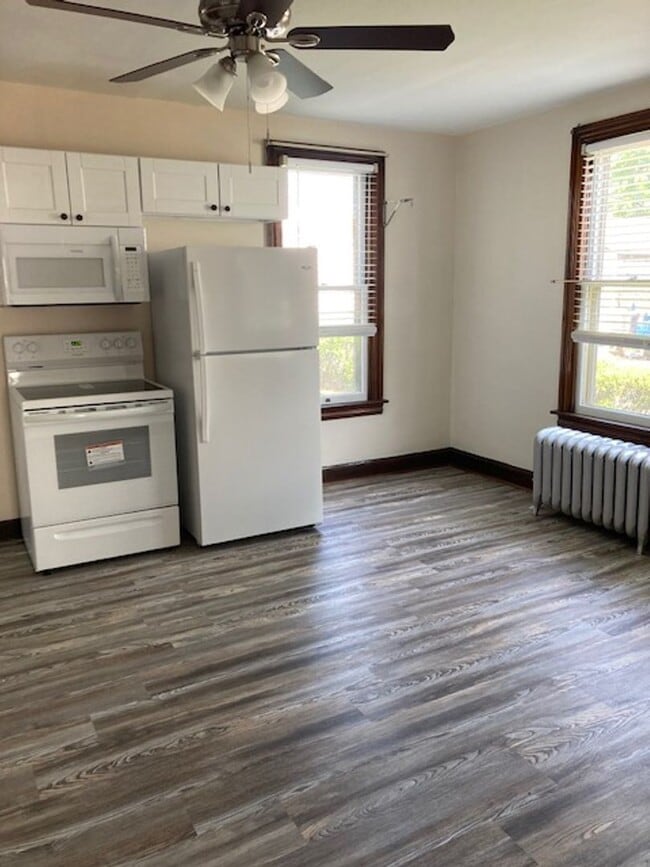 Building Photo - 2+ bedroom Semi detached home