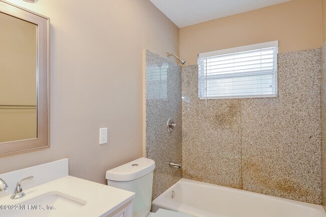 Building Photo - 4440 Naranja Dr S