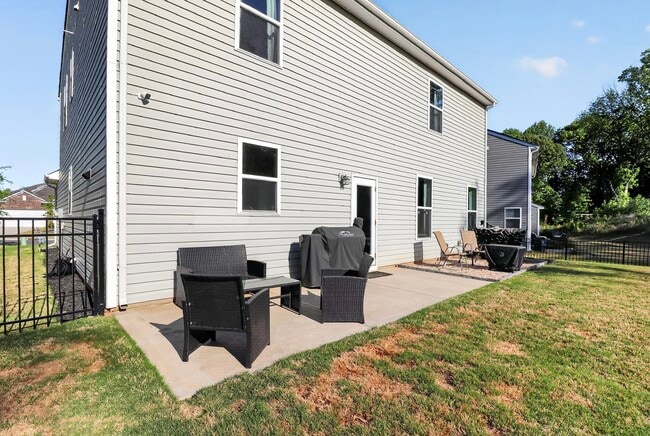 Building Photo - 7132 Wheyfield Dr