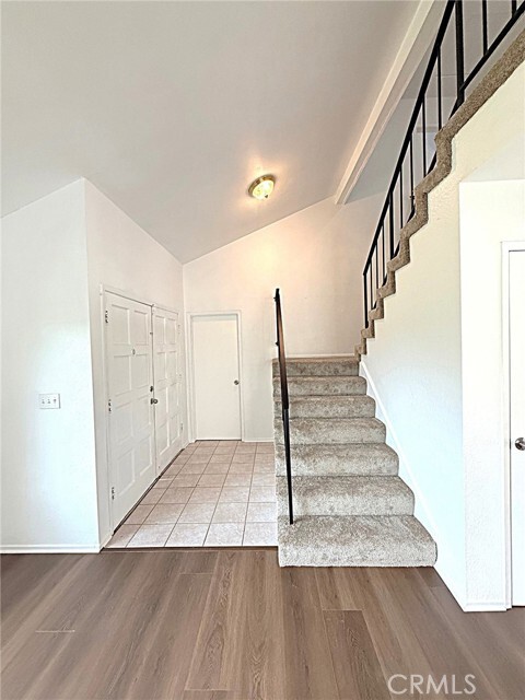 Building Photo - 424 E Blueridge