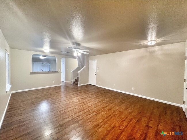 Building Photo - 364 Starling Creek