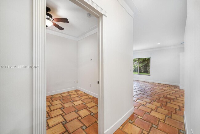 Building Photo - 1039 Hardee Rd