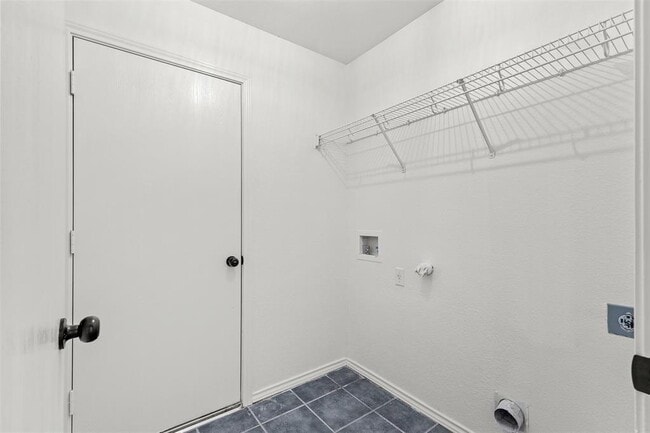 Building Photo - 503 Blanco Woods Blvd