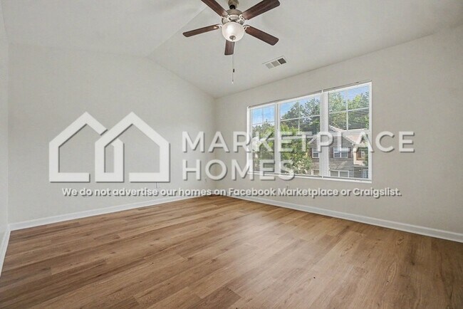 Building Photo - 5786 Westchase St