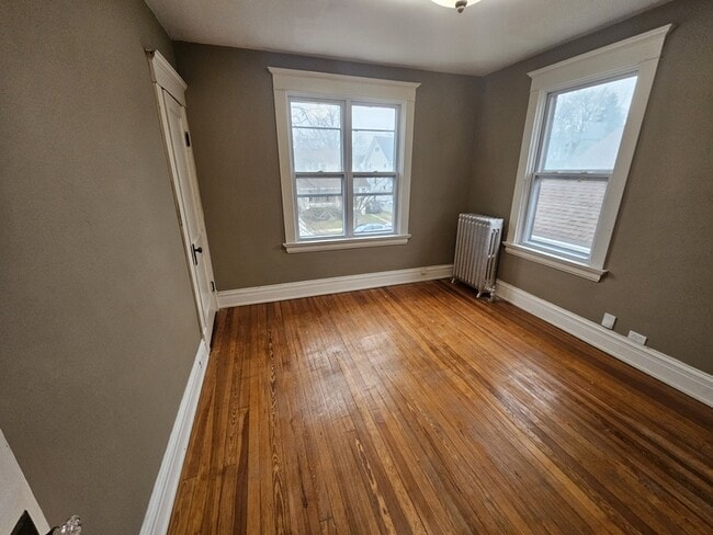 Building Photo - 1330 Brockley Ave