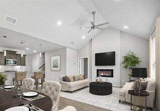 Building Photo - 4306 Lombardy Dr
