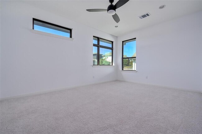 Building Photo - 19408 Summit Glory Trl