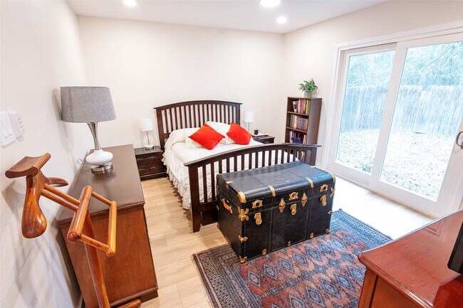 Building Photo - 42 S Waxberry Rd