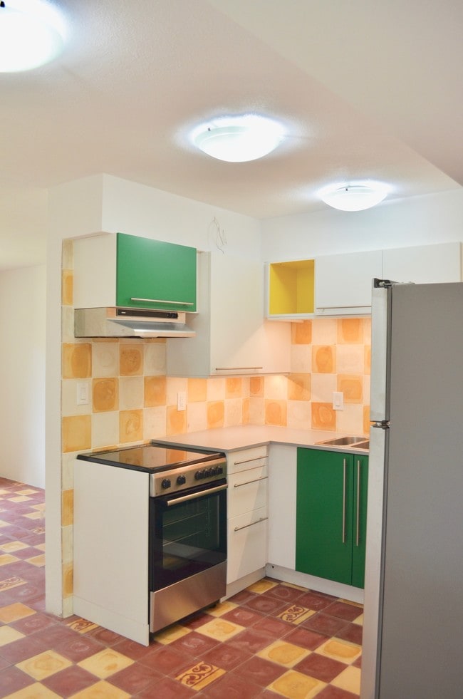 Building Photo - 1274 36th St