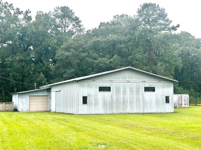 Building Photo - 9422 NW 125th Ave
