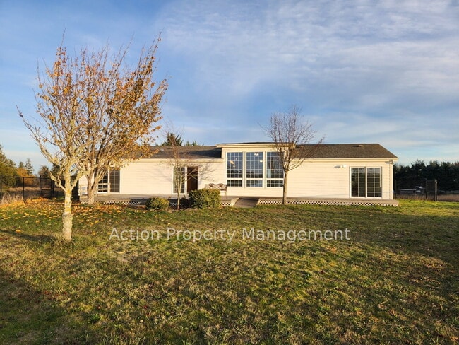 Building Photo - 3 bed 2 bath 2 car garage w/ great views in Sequim
