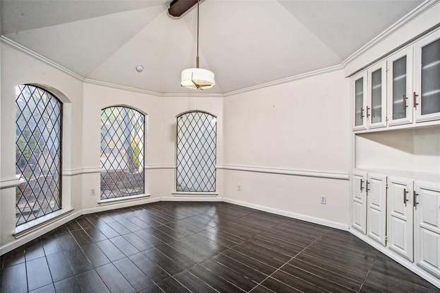 Building Photo - 9127 Valley Chapel Ln
