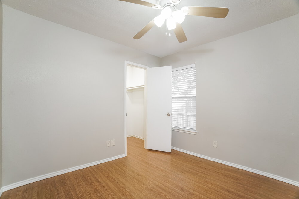 Building Photo - 17219 Harmony Hill Dr