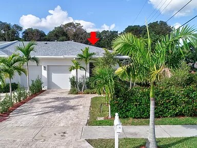 Building Photo - 2525 Oceanview Ave