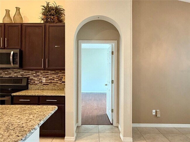 Building Photo - 10237 Facet Ct