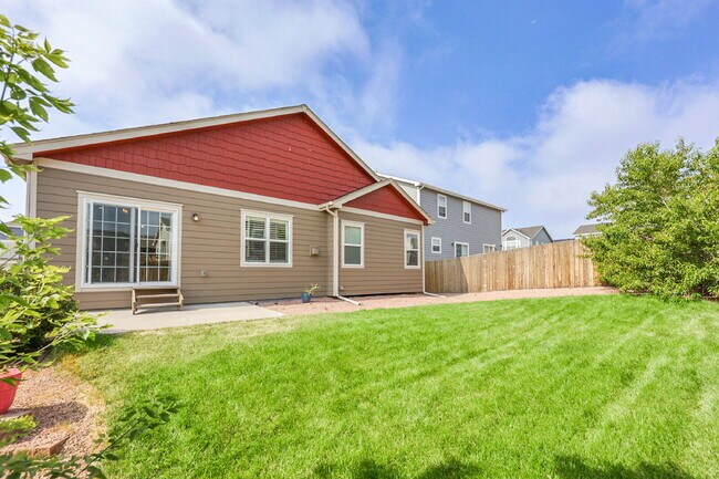 Building Photo - $3,150 - 5 Bed, 3 Bath Home in CO Springs ...