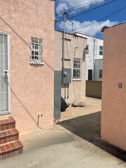 Backyard - 1208 W 81st Pl