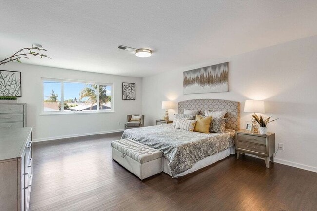 Building Photo - 36182 Magellan Dr