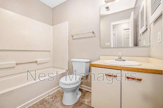 Building Photo - 6813 Willowbrook Dr