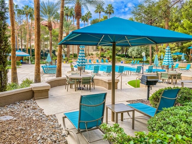 Building Photo - "Chic Las Vegas Condo Oasis: 1-Bedroom Gem with Granite Touch - 692 Sq Ft of Style!"