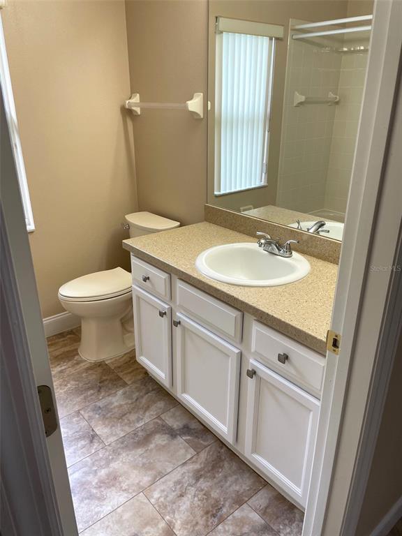 Building Photo - 128 Brushcreek Dr