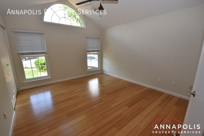 Building Photo - 953 Windwhisper Ln