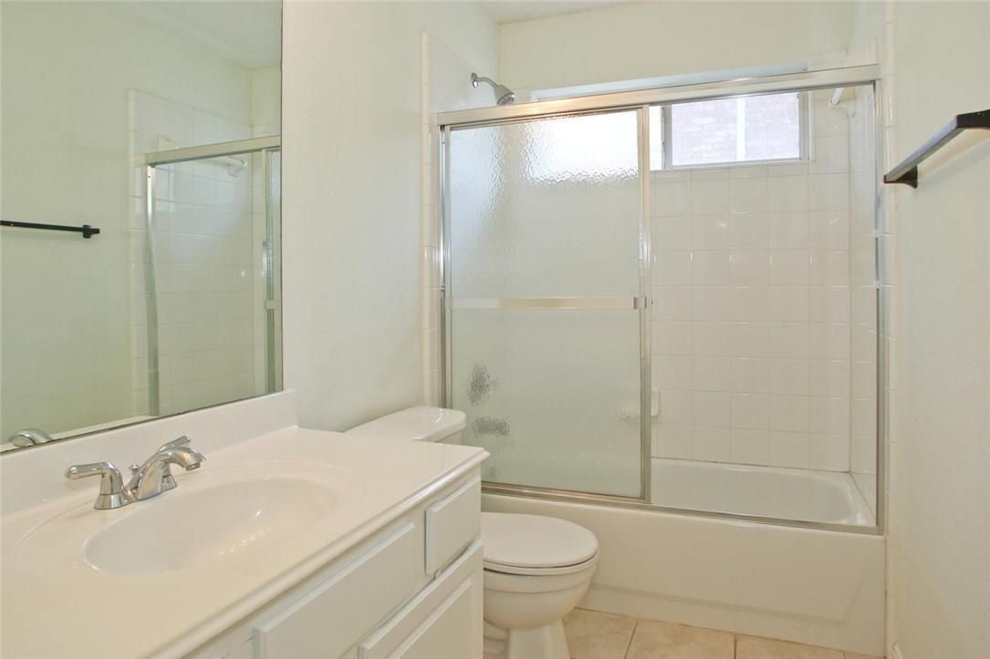 Building Photo - 4551 Hawkhurst Dr