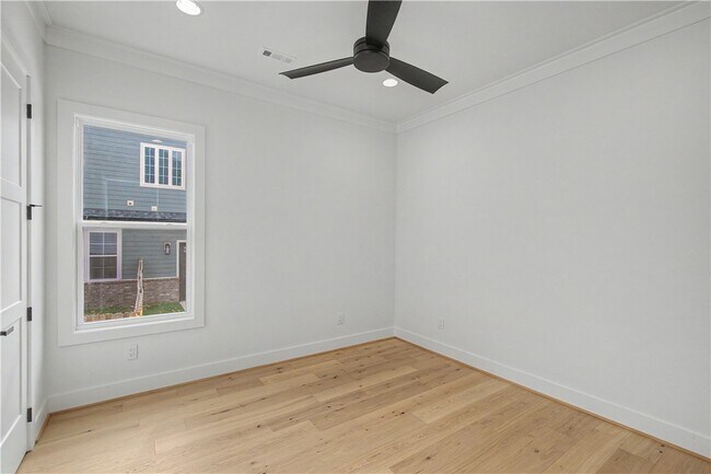 Building Photo - 820 Greenhorn St