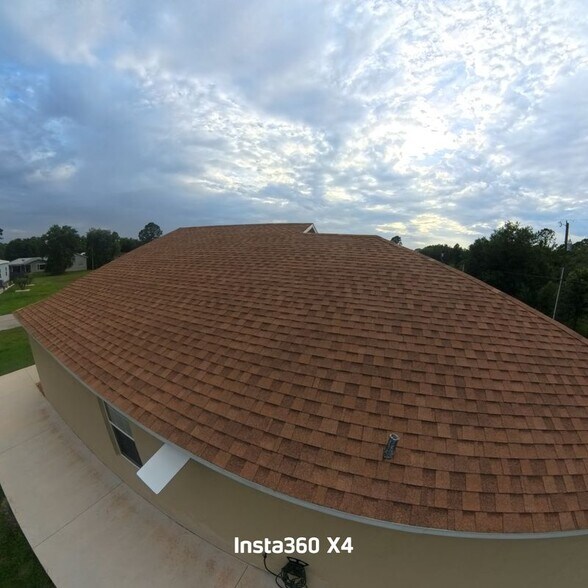 Building Photo - 25283 Canterbury Dr