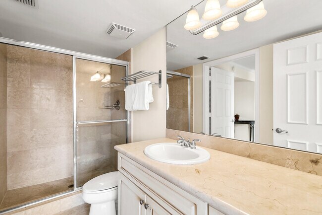 Building Photo - 3594 S Ocean Blvd