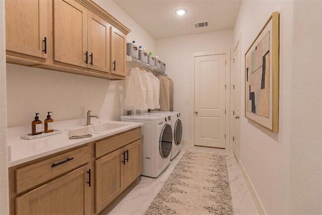 Building Photo - 236 Egret Ln