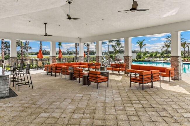 Building Photo - BRAND NEW! OUTSTANDING 3 BED/2 BATH VILLA ...