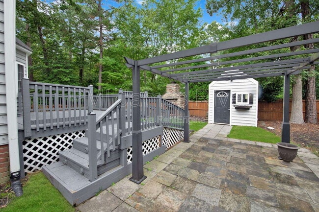 Building Photo - 9370 Windsor Shade Dr