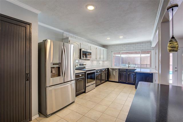 Building Photo - 5233 Reed Dr