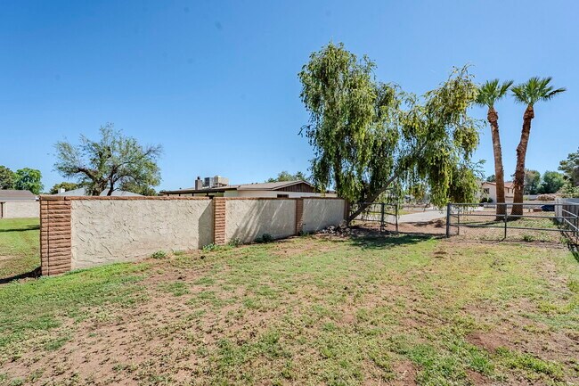 Building Photo - 834 N Constellation Way