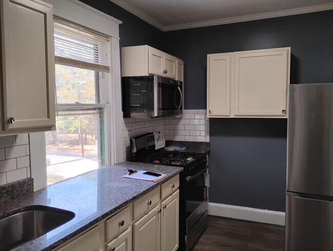 Building Photo - Maryland Ave