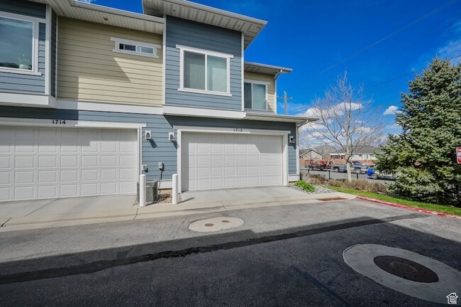 Building Photo - 1712 Naxos Ln