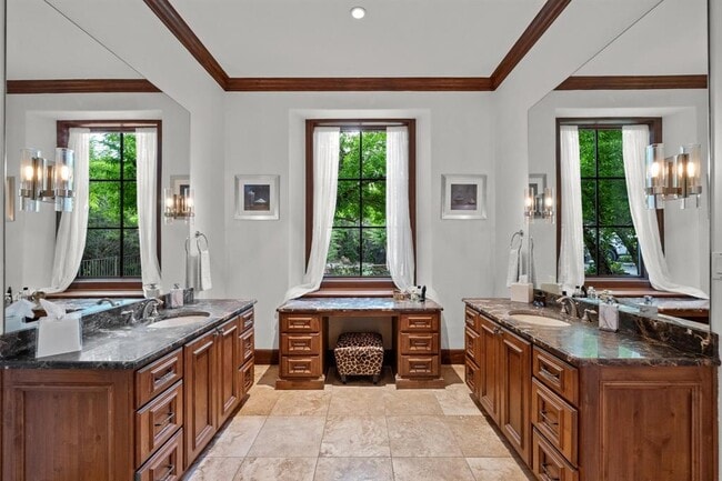 Building Photo - 12724 Blue Stem Trail